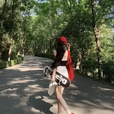 阎欣